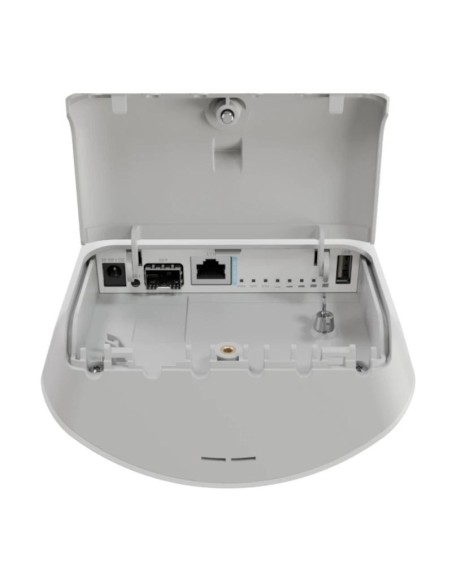 MikroTik mANTBox ax 15s WiFi6 1xGbE 1x2'5G SFP Out